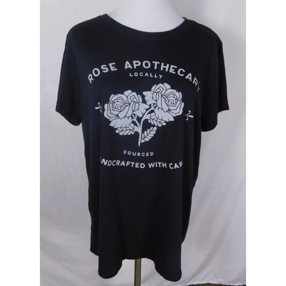 Schitt’s Creek Rose Apothecary Tee S/M Black T-Shirt Locally Sourced Floral